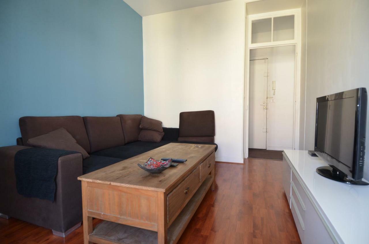 5 Personnes Quartier Riquier à Nice